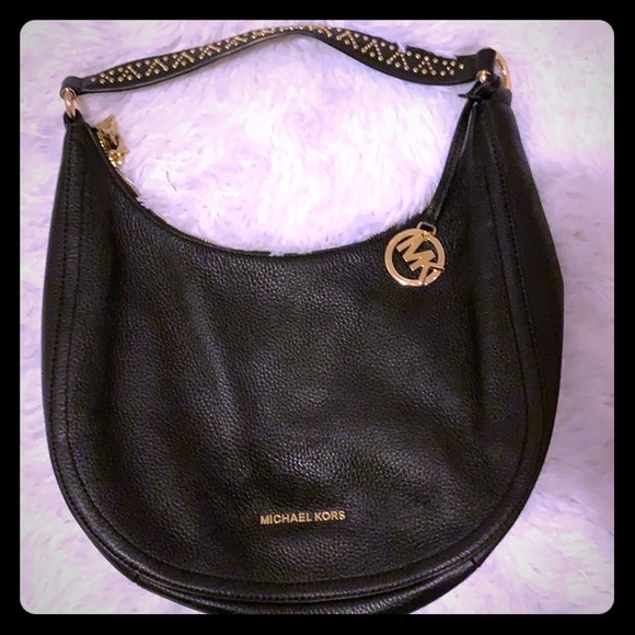 Authentic Michael Kors leather BoHo bag - Picture 1 of 3